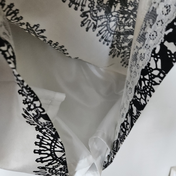 Kate Spade Lola black white lined sheath dress size 4 NO BELT - Picture 5 of 8